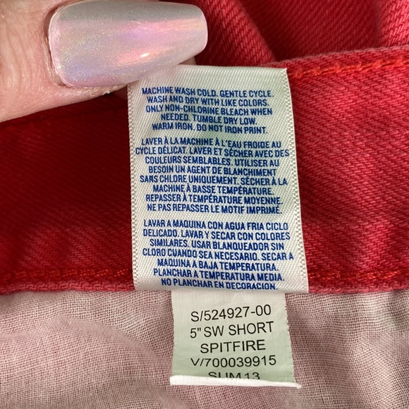 Old Navy The Sweetheart Red Raw Hem Jean Shorts - Picture 14 of 14